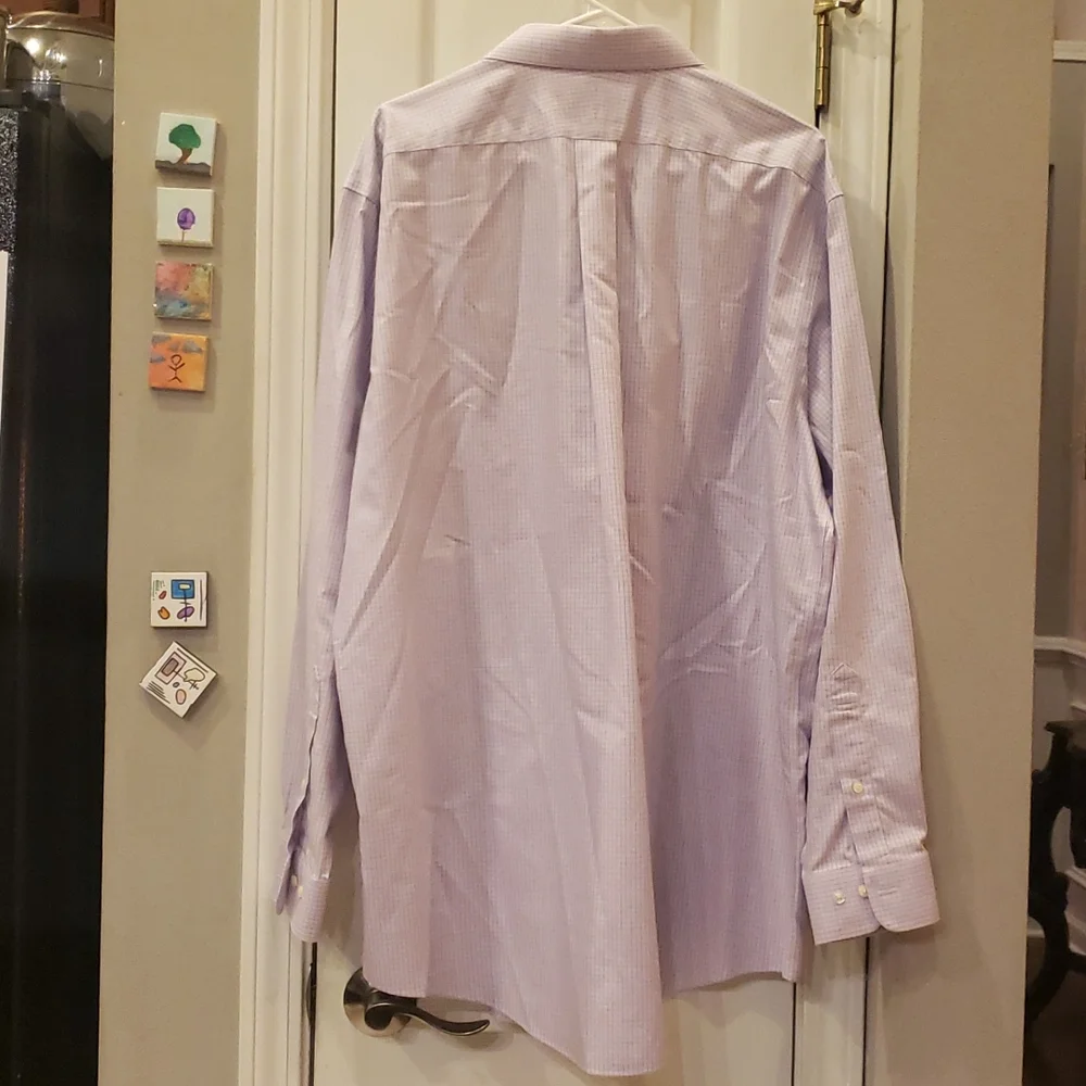 Button down - Picture 2 of 4